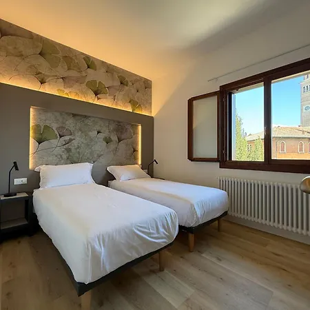 Leon D'oro - Art Otel 2*